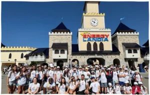 Zdjęcie przed wejściem do Energylandii